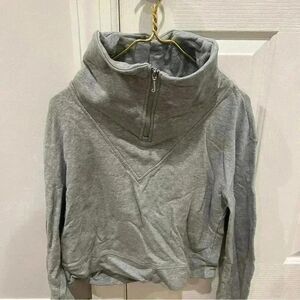 Juicy Couture Half Zip sweatshirt